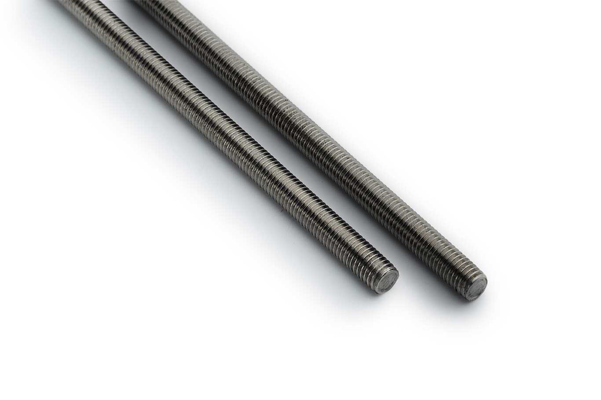 Шпилька DIN 975 M8x1000 бп ліва різьба